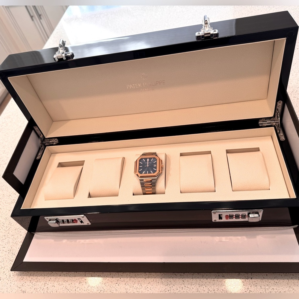 Patek Philippe Storage box for 5 watches beautiful